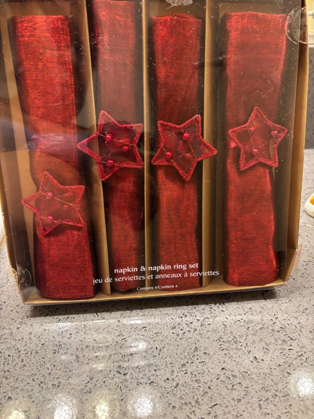 Pier 1 Christmas Napkins Set